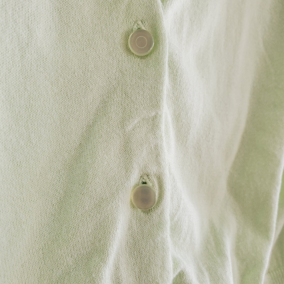 J. CREW Light Green Cardigan - Picture 4 of 6